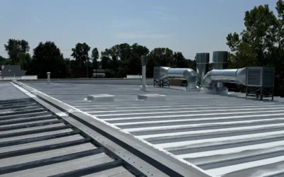 How Long Does a Roof Last? A Breakdown by Roof Type & Climate